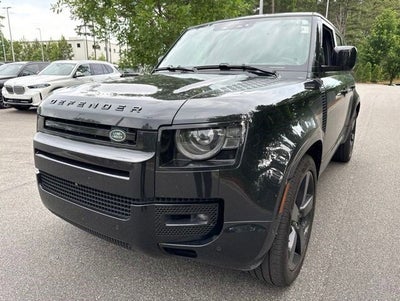 2025 Land Rover Defender V8