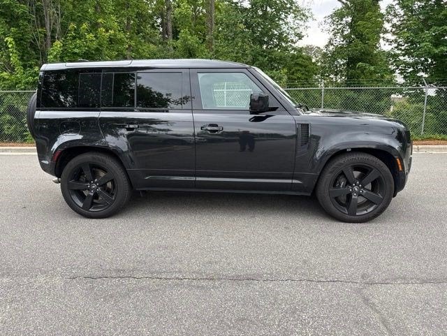 2025 Land Rover Defender V8