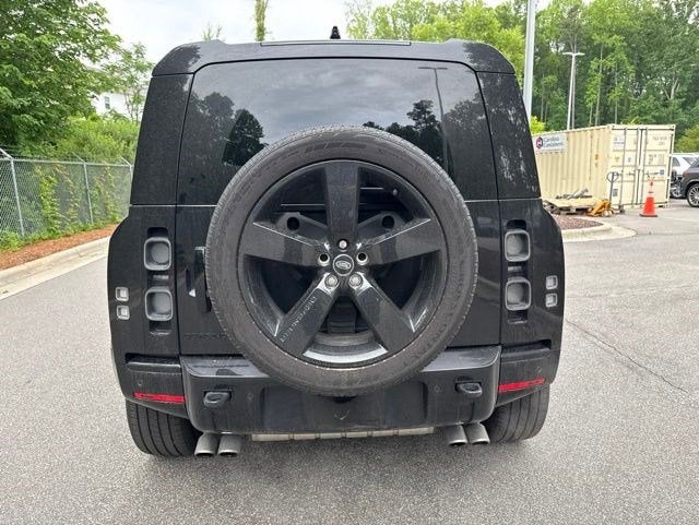 2025 Land Rover Defender V8