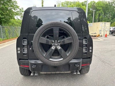 2025 Land Rover Defender V8