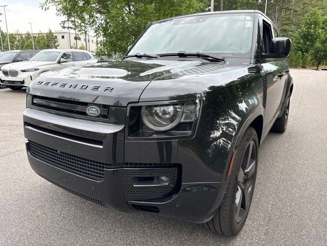 2025 Land Rover Defender V8
