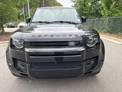 2025 Land Rover Defender V8