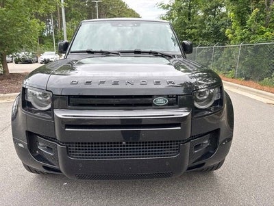 2025 Land Rover Defender V8