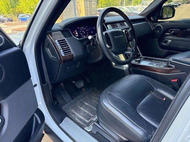 2020 Land Rover Range Rover Base