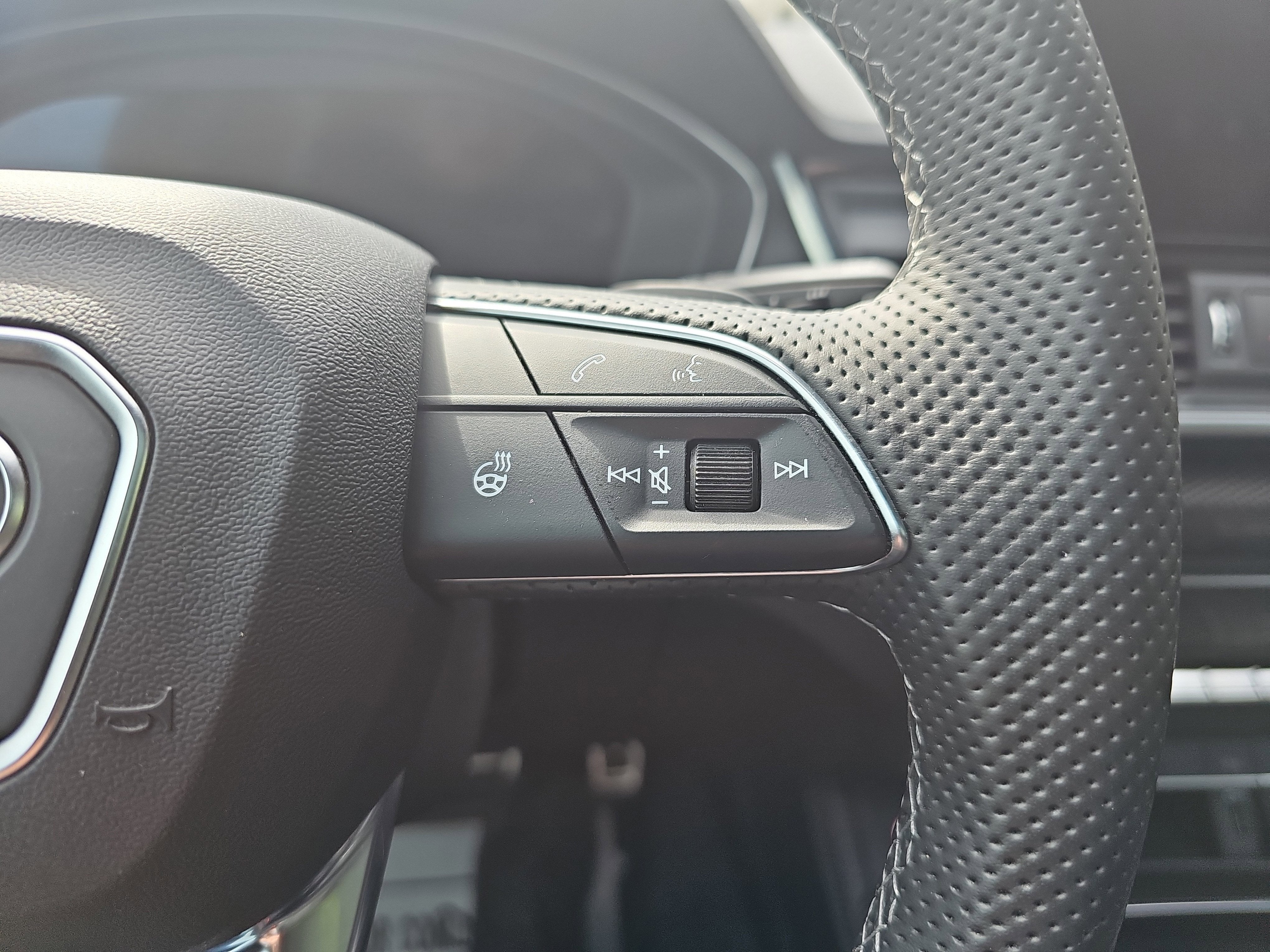 2023 Audi SQ5 Premium Plus