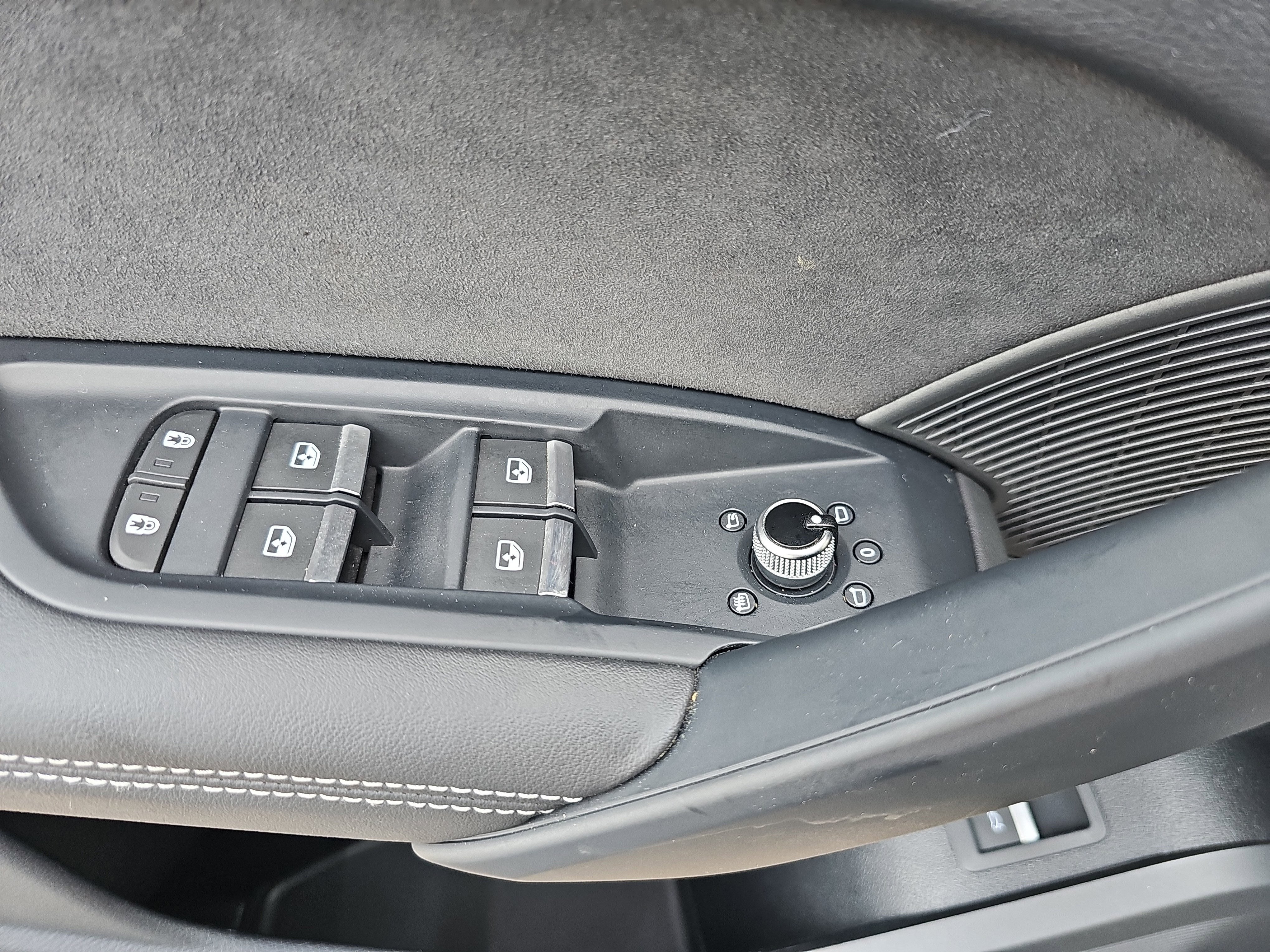 2023 Audi SQ5 Premium Plus
