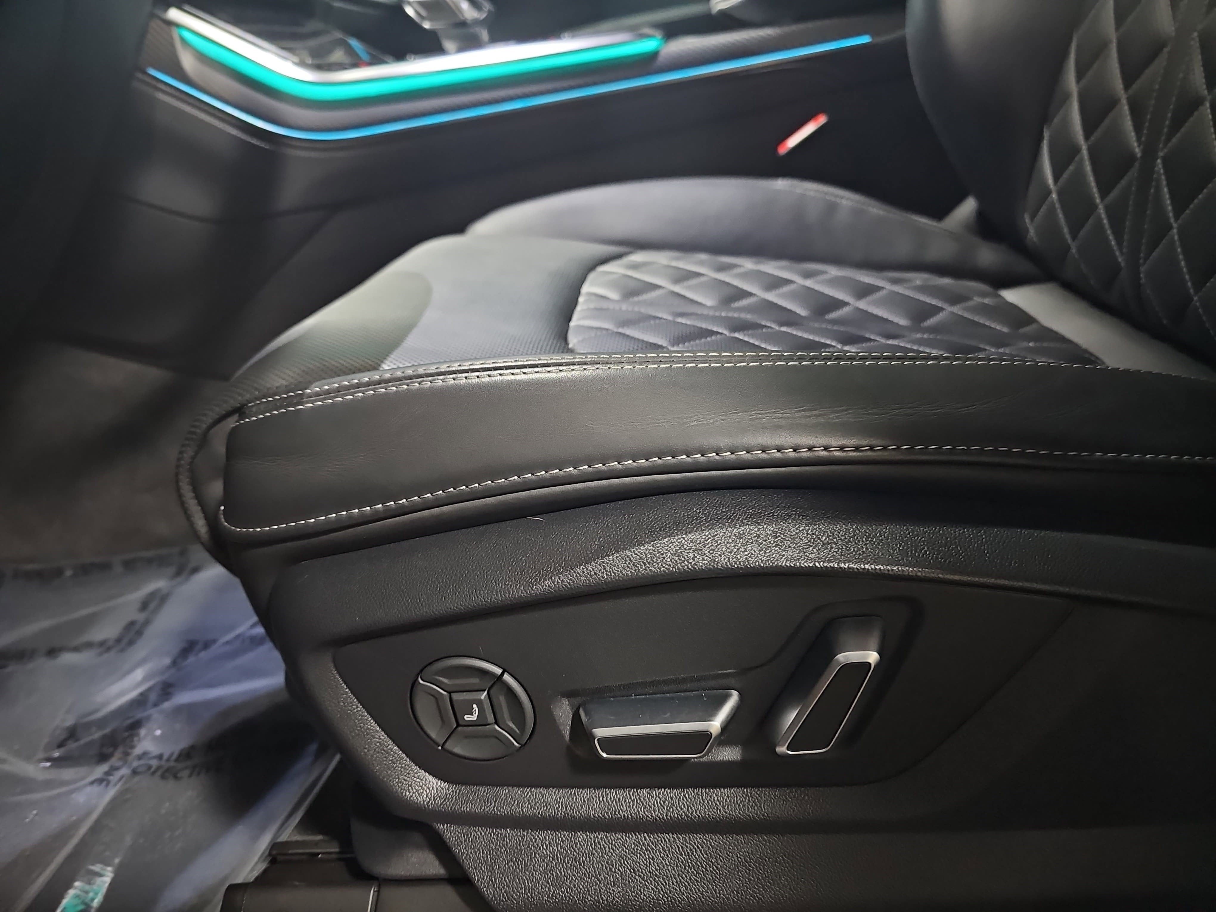 2024 Audi SQ8 Prestige