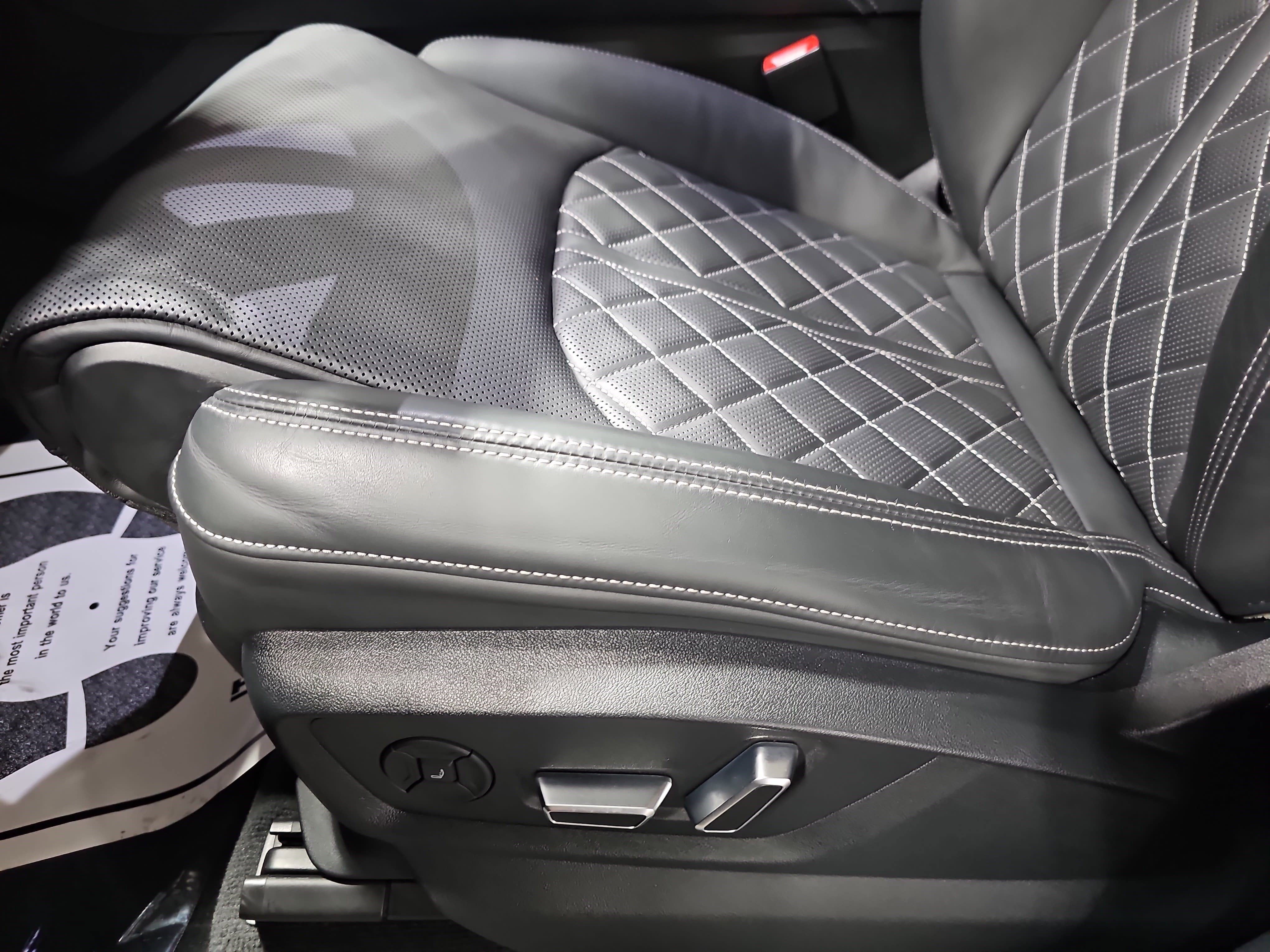 2024 Audi SQ8 Prestige