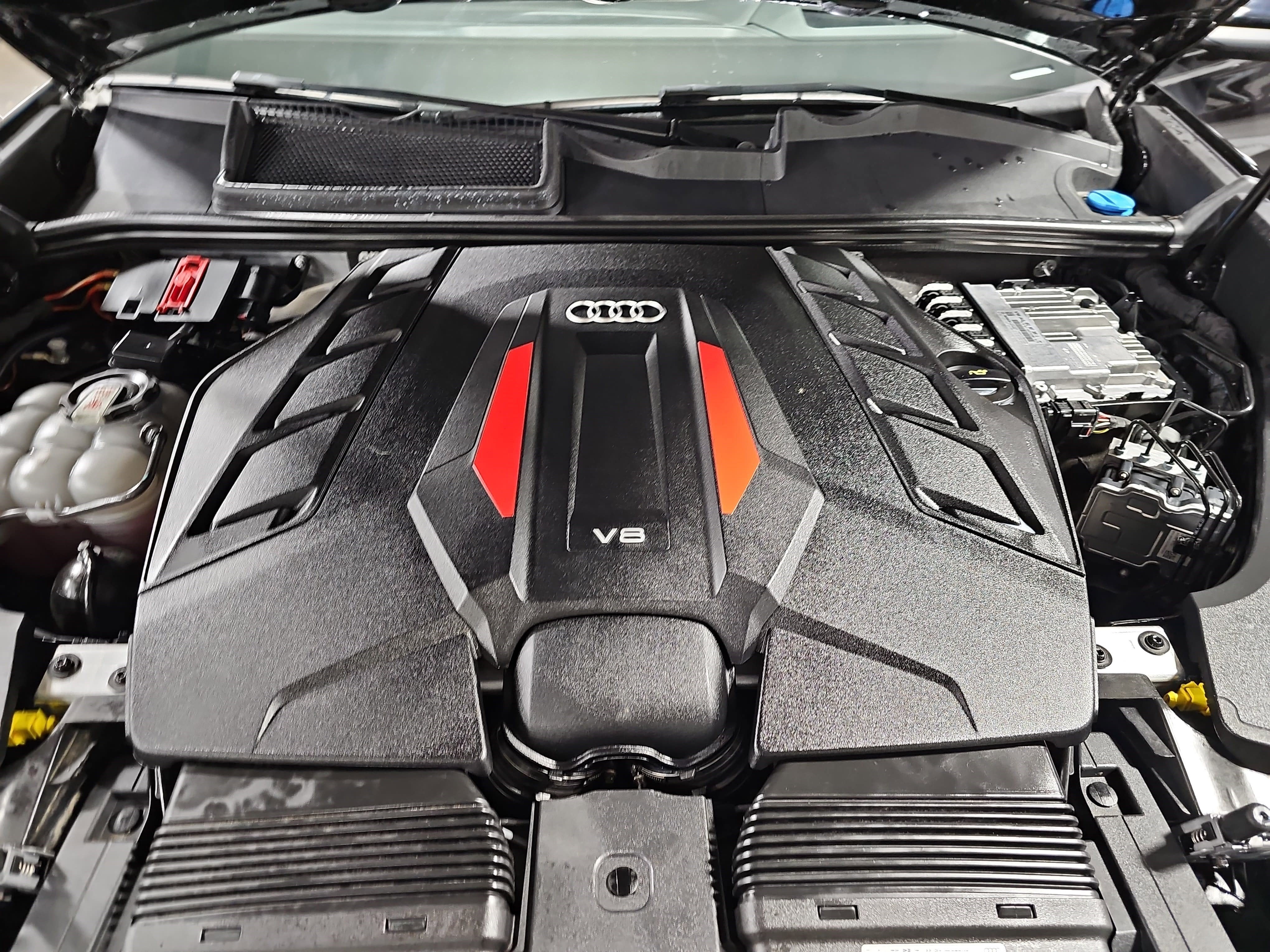 2024 Audi SQ8 Prestige