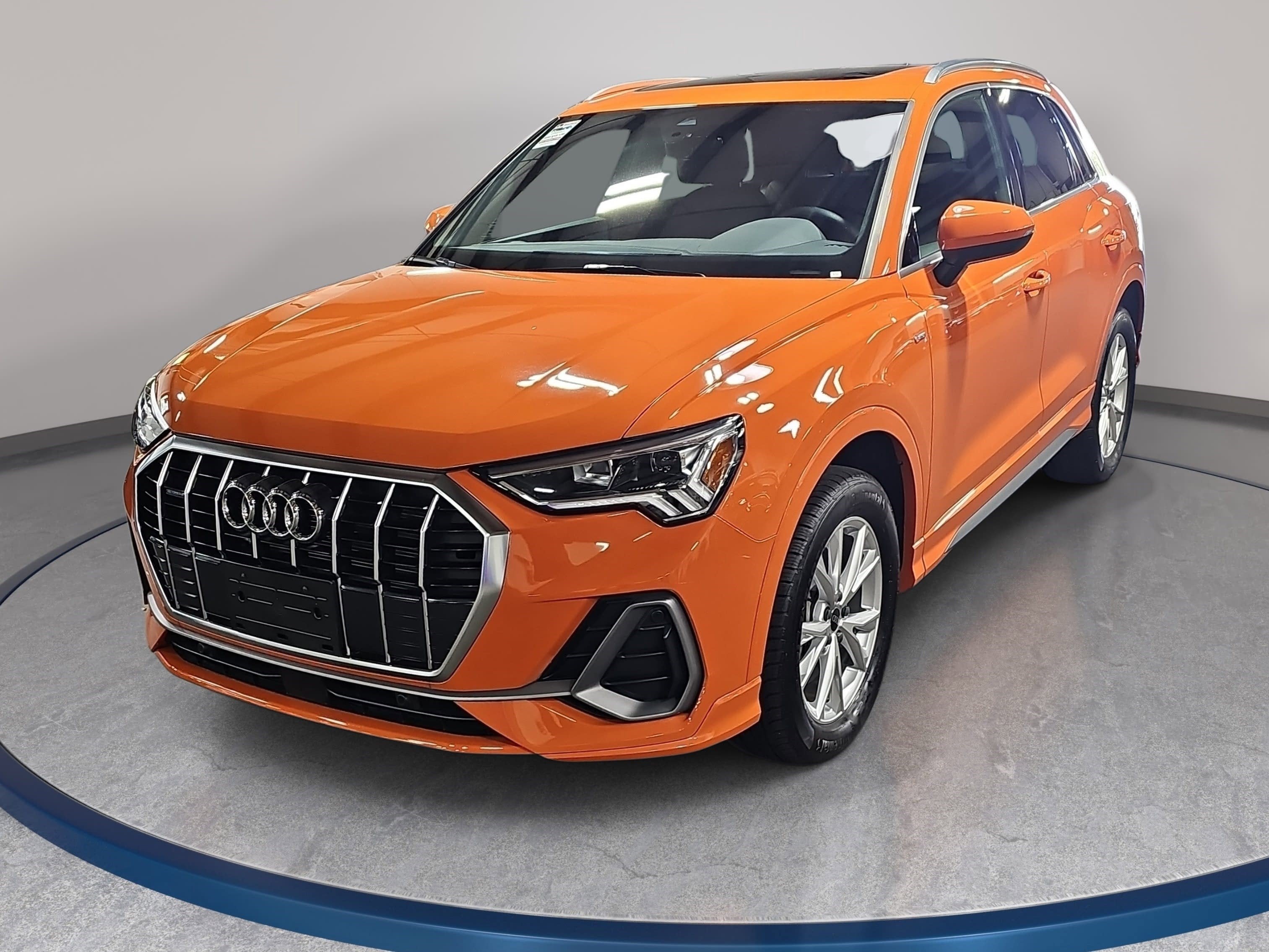 2023 Audi Q3 S line Premium