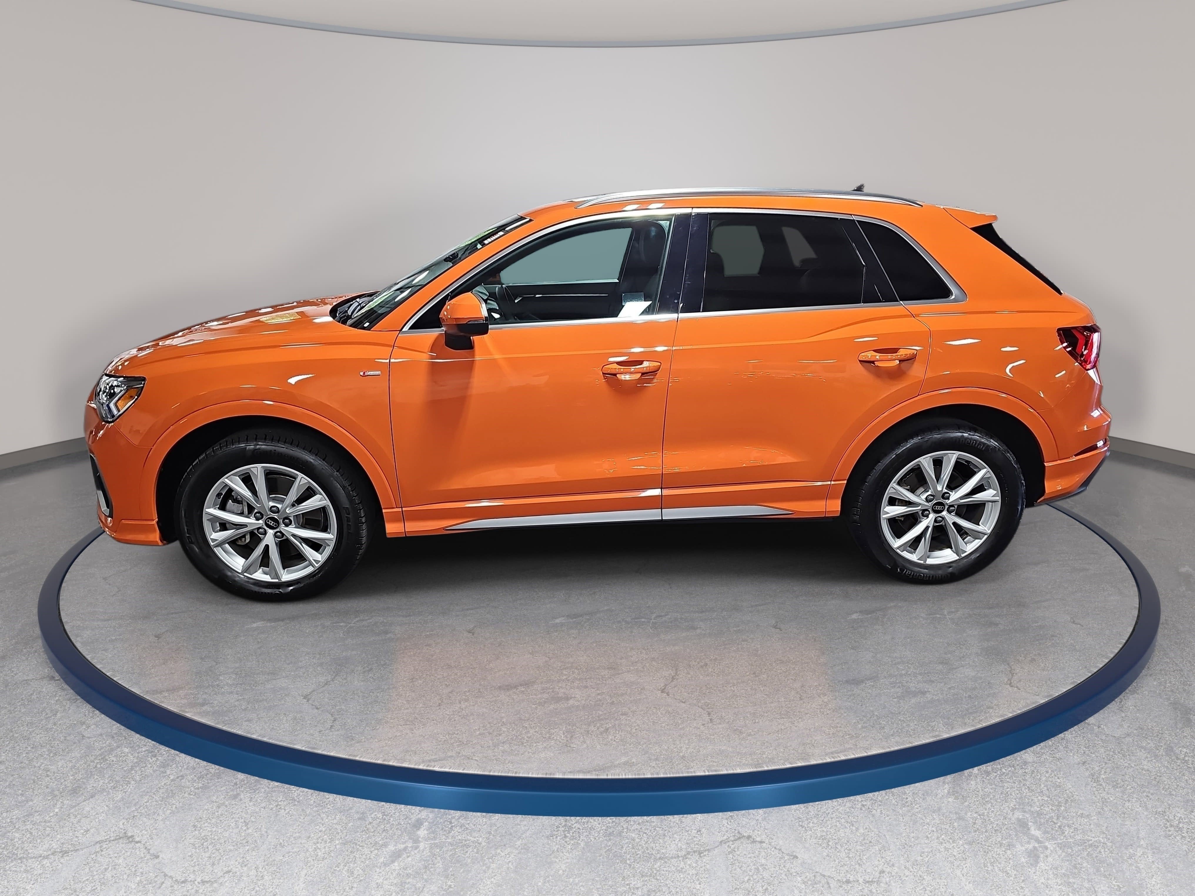 2023 Audi Q3 S line Premium
