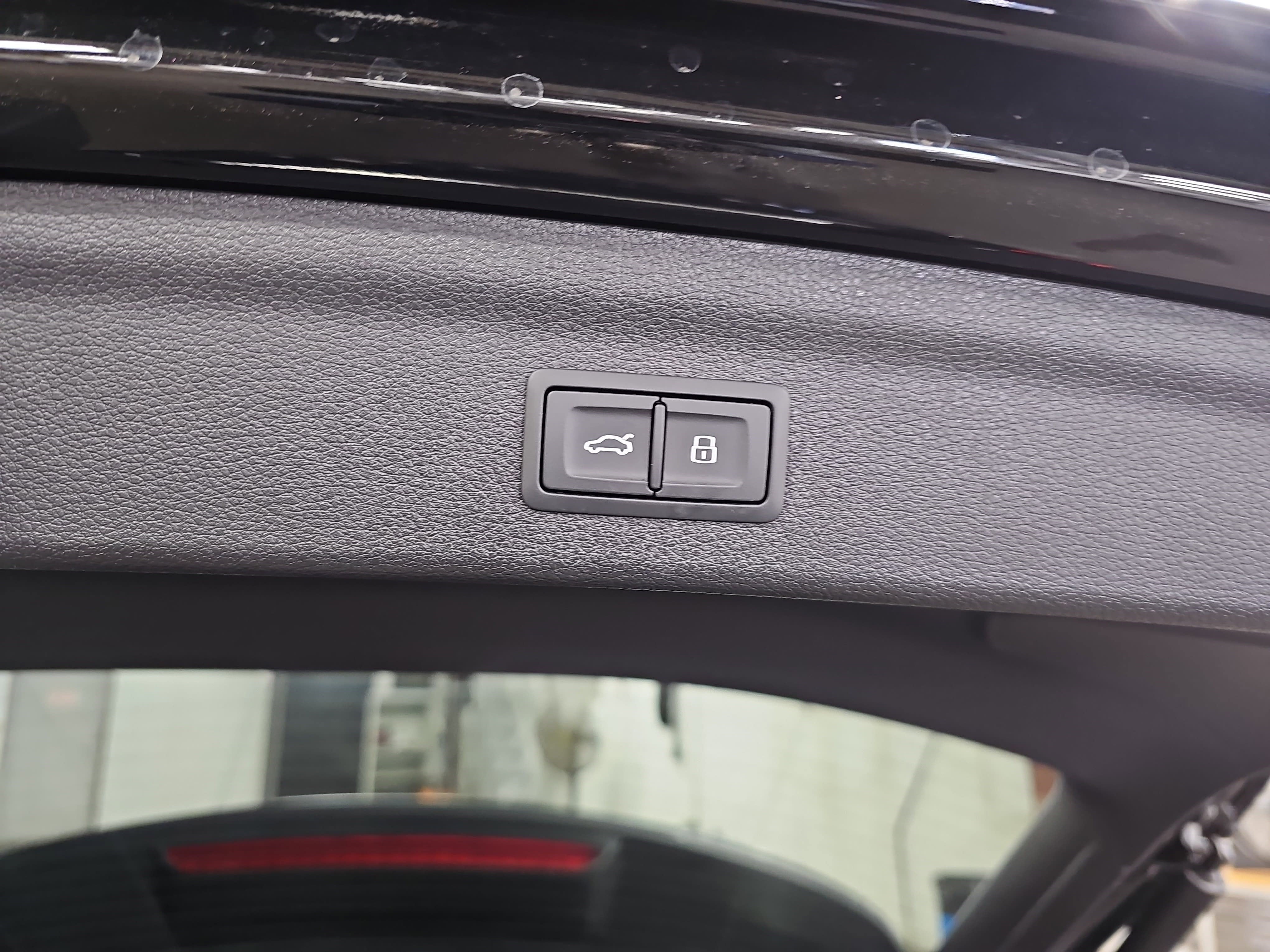 2024 Audi Q3 S line Premium Plus