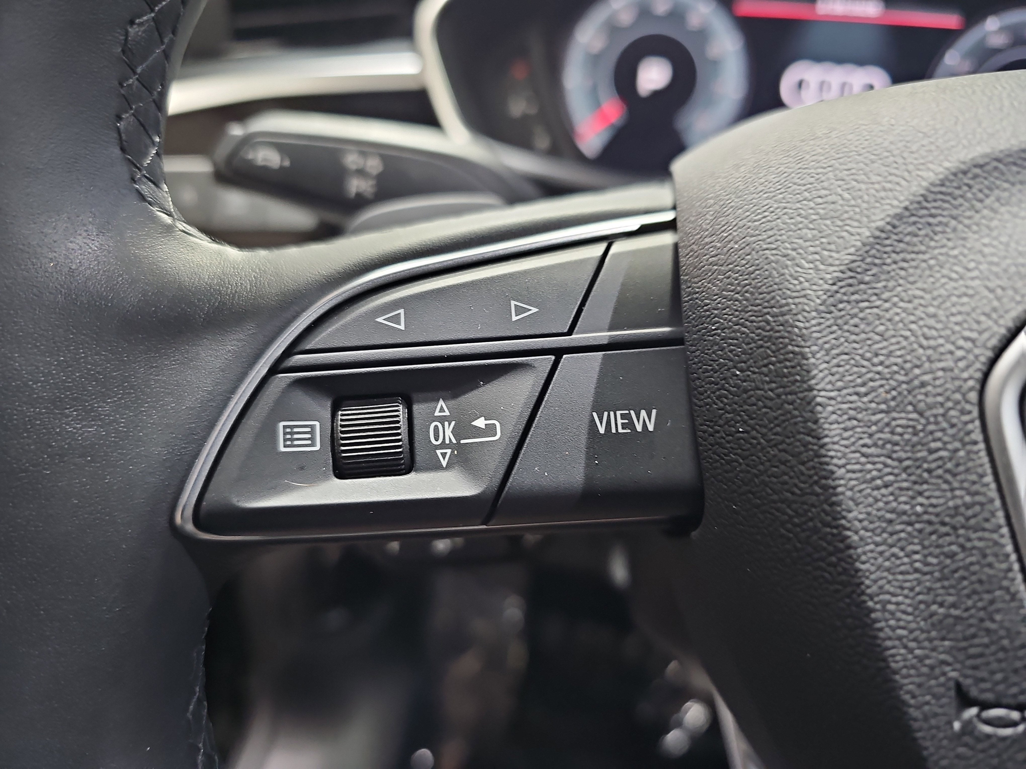 2024 Audi Q3 S line Premium Plus