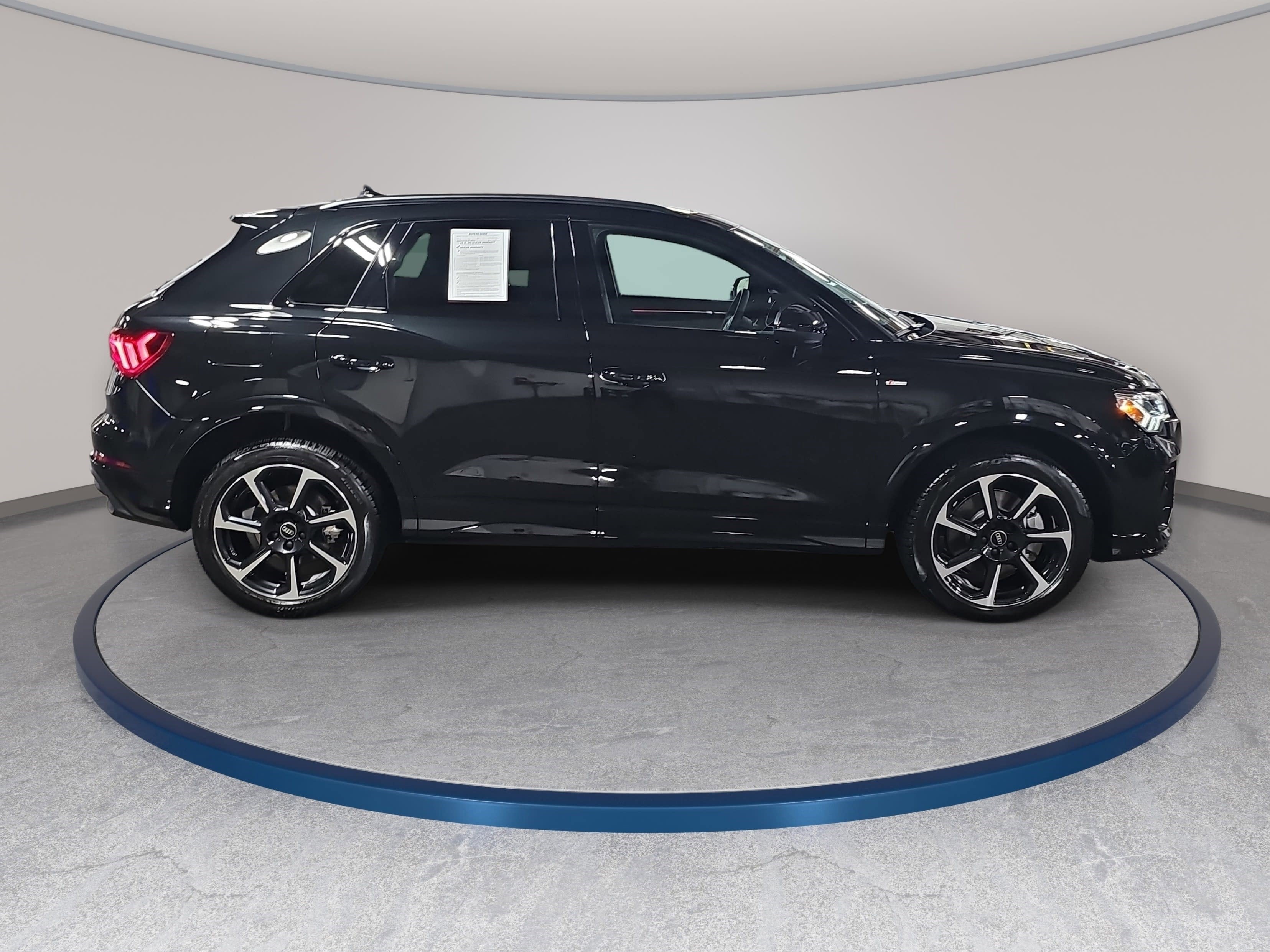 2025 Audi Q3 S line Premium Plus