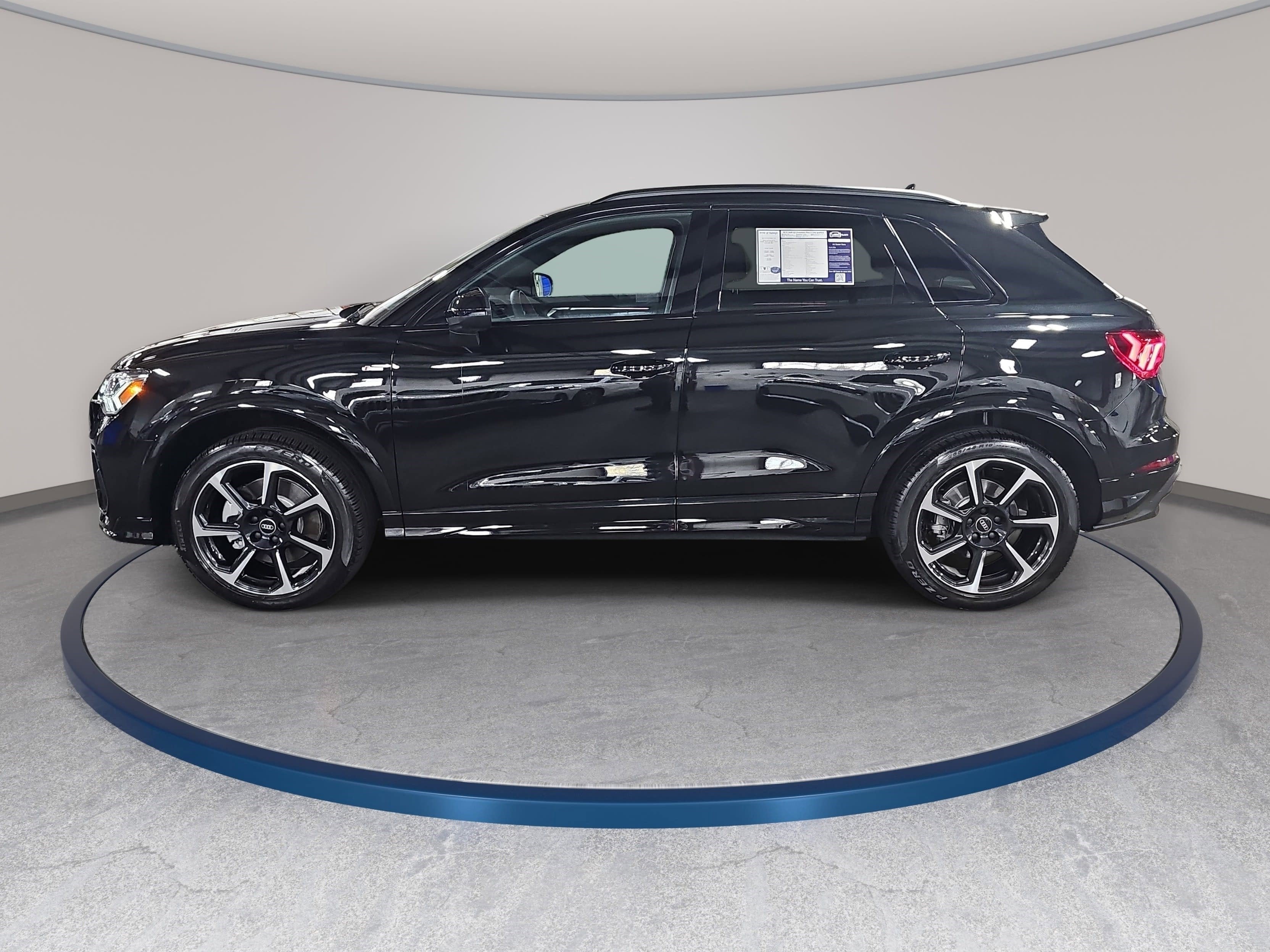 2025 Audi Q3 S line Premium Plus