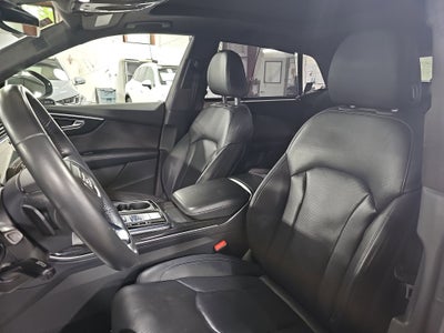 2019 Audi Q8 Prestige