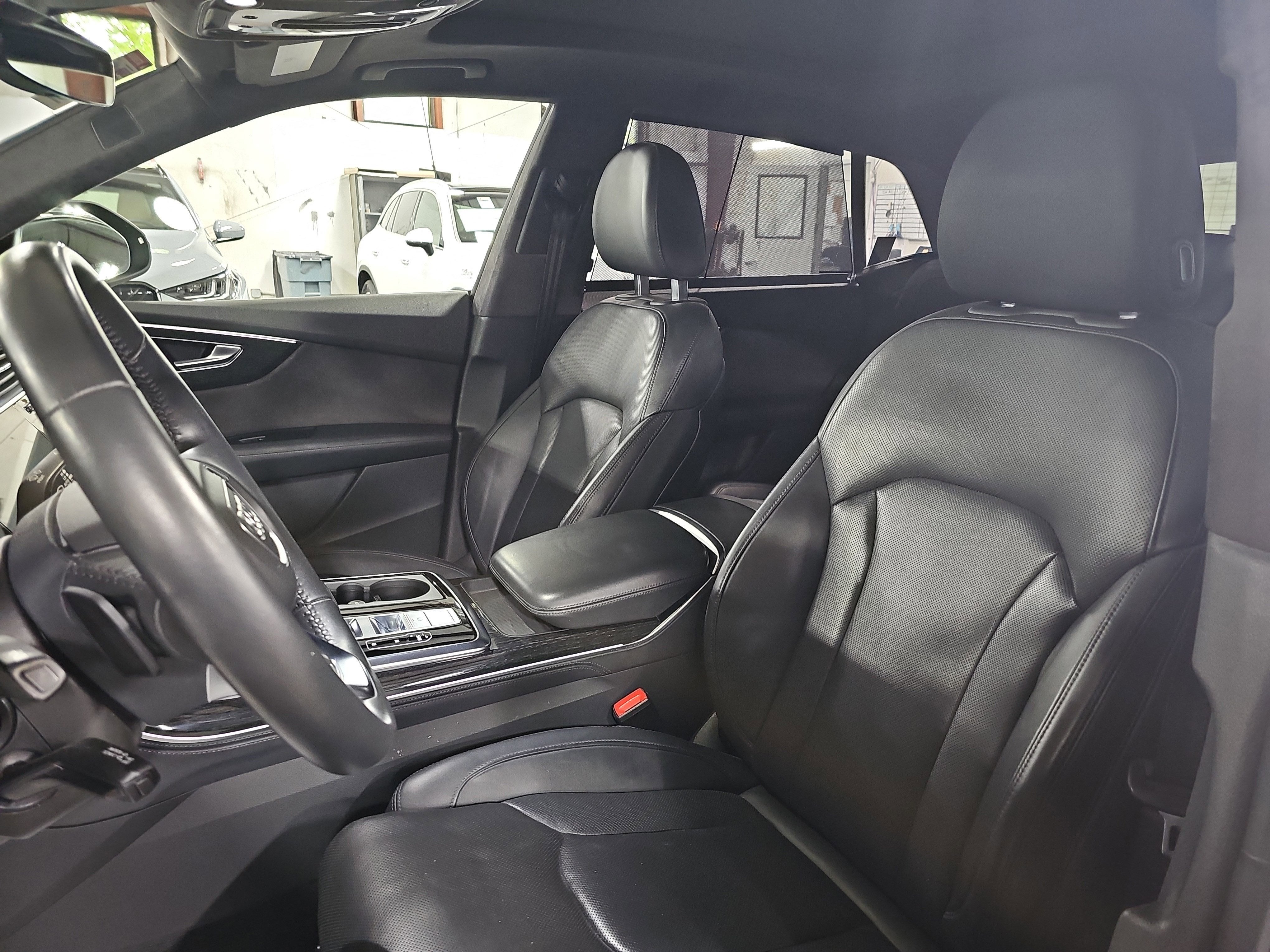 2019 Audi Q8 Prestige
