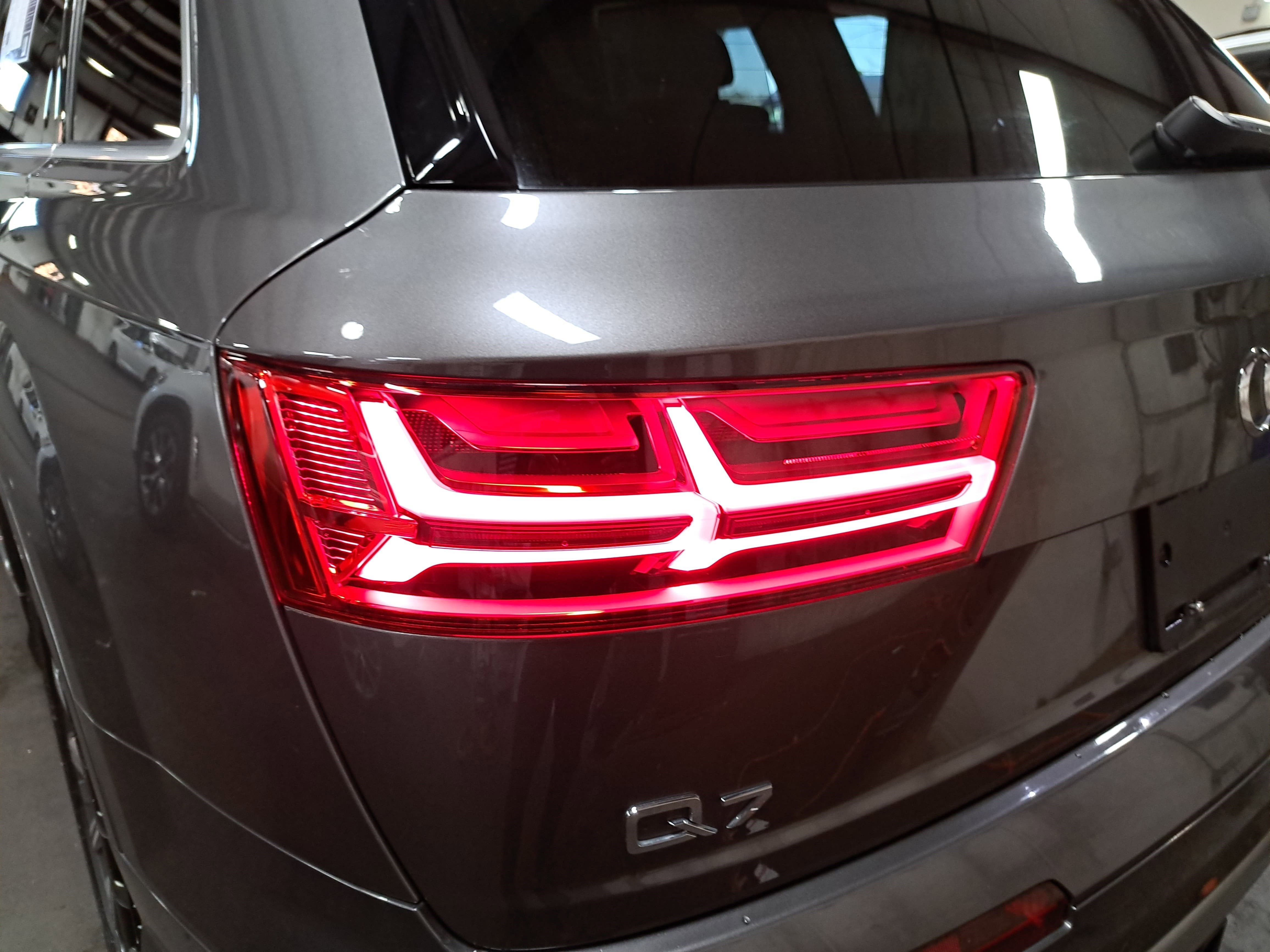 2018 Audi Q7 Premium Plus