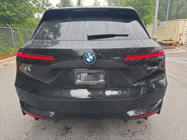 2025 BMW iX xDrive50