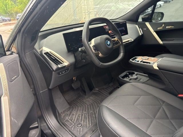2025 BMW iX xDrive50