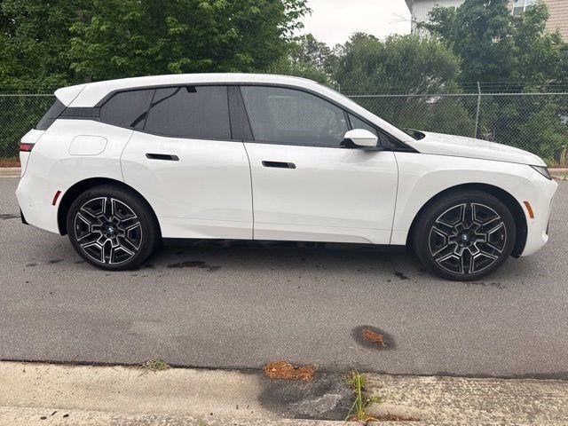 2026 BMW iX xDrive45