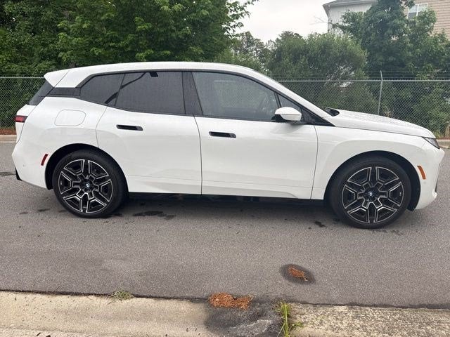 2026 BMW iX xDrive45