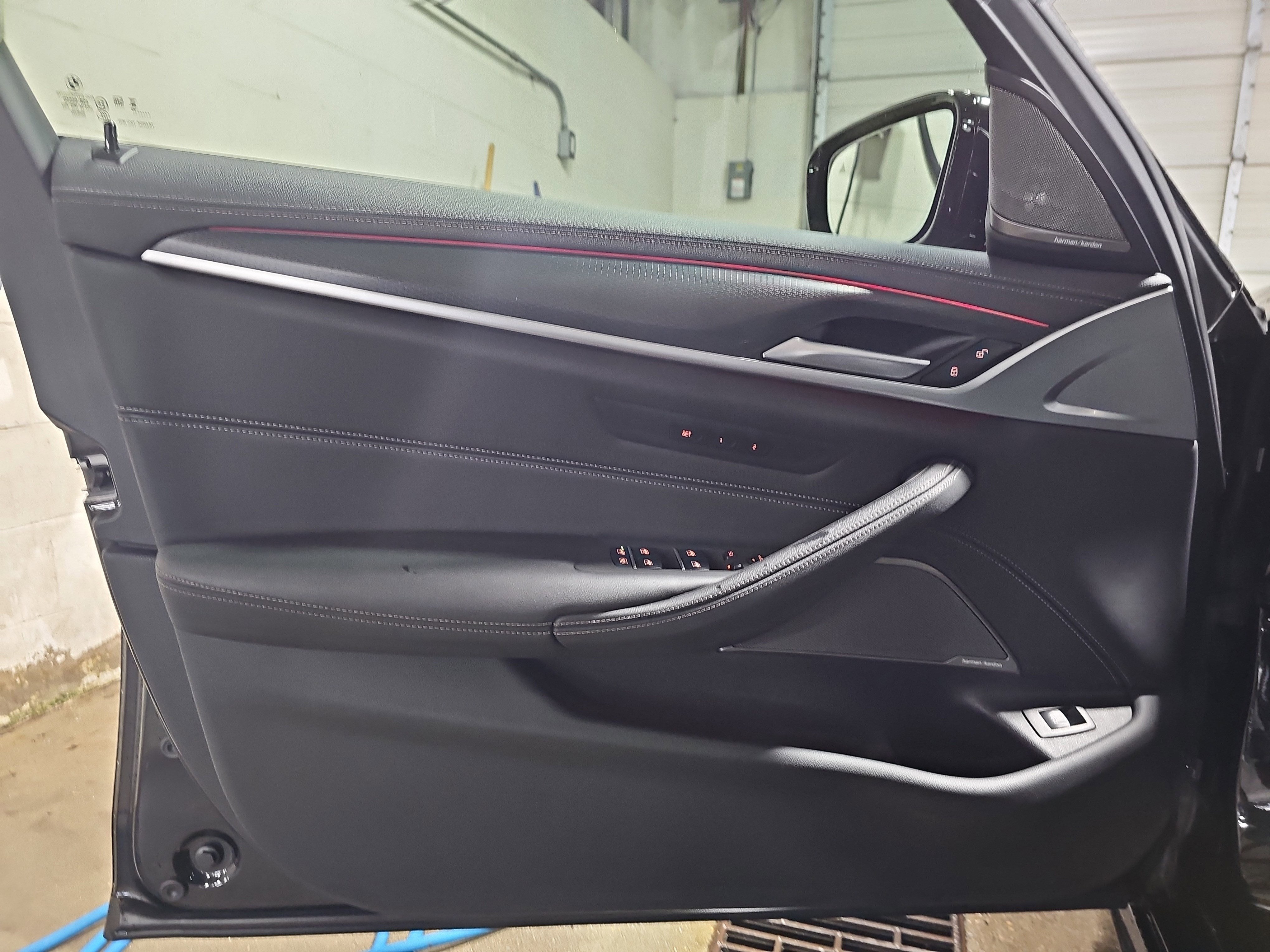 2023 BMW 5 Series M550i xDrive