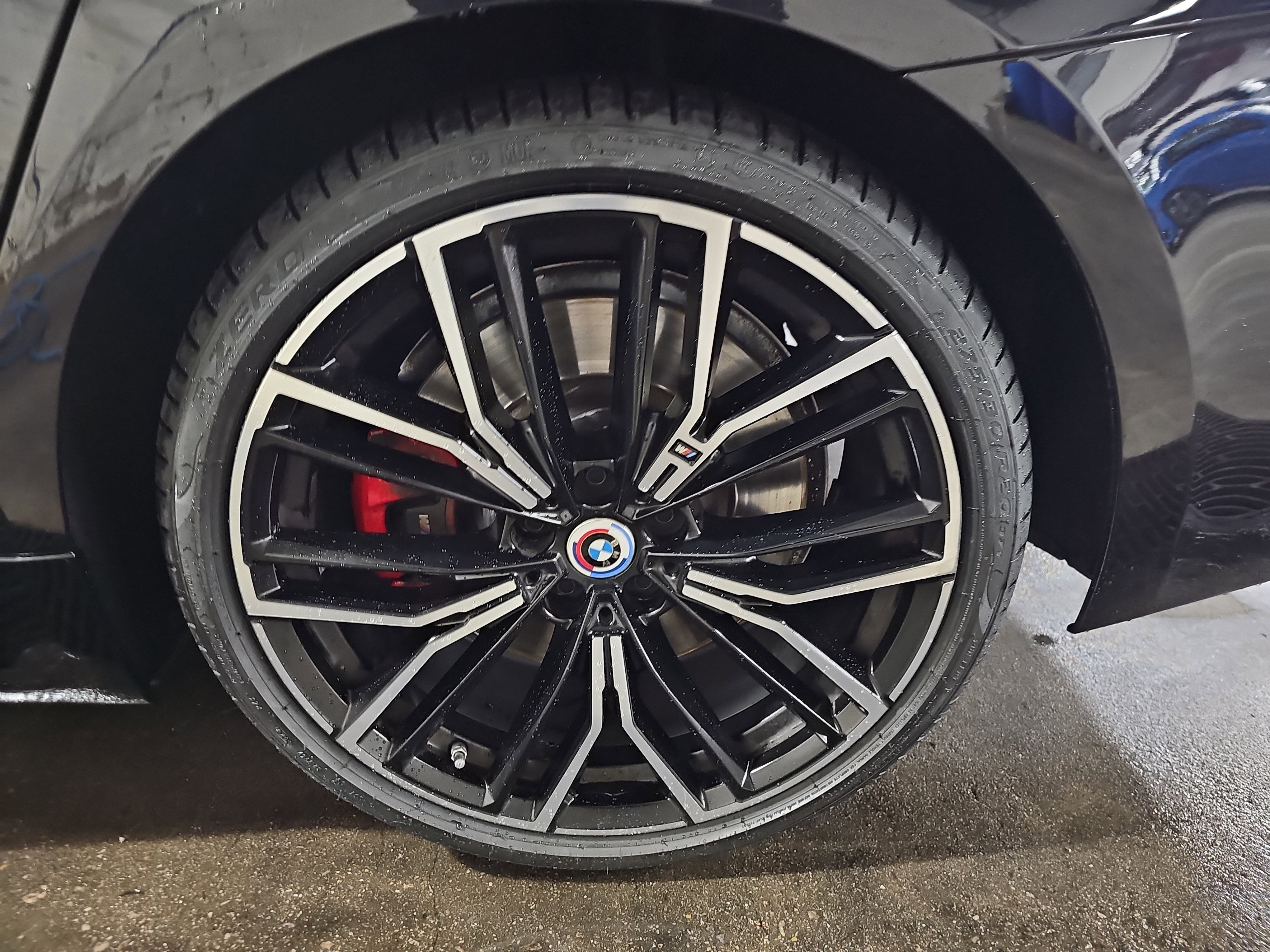 2023 BMW 5 Series M550i xDrive