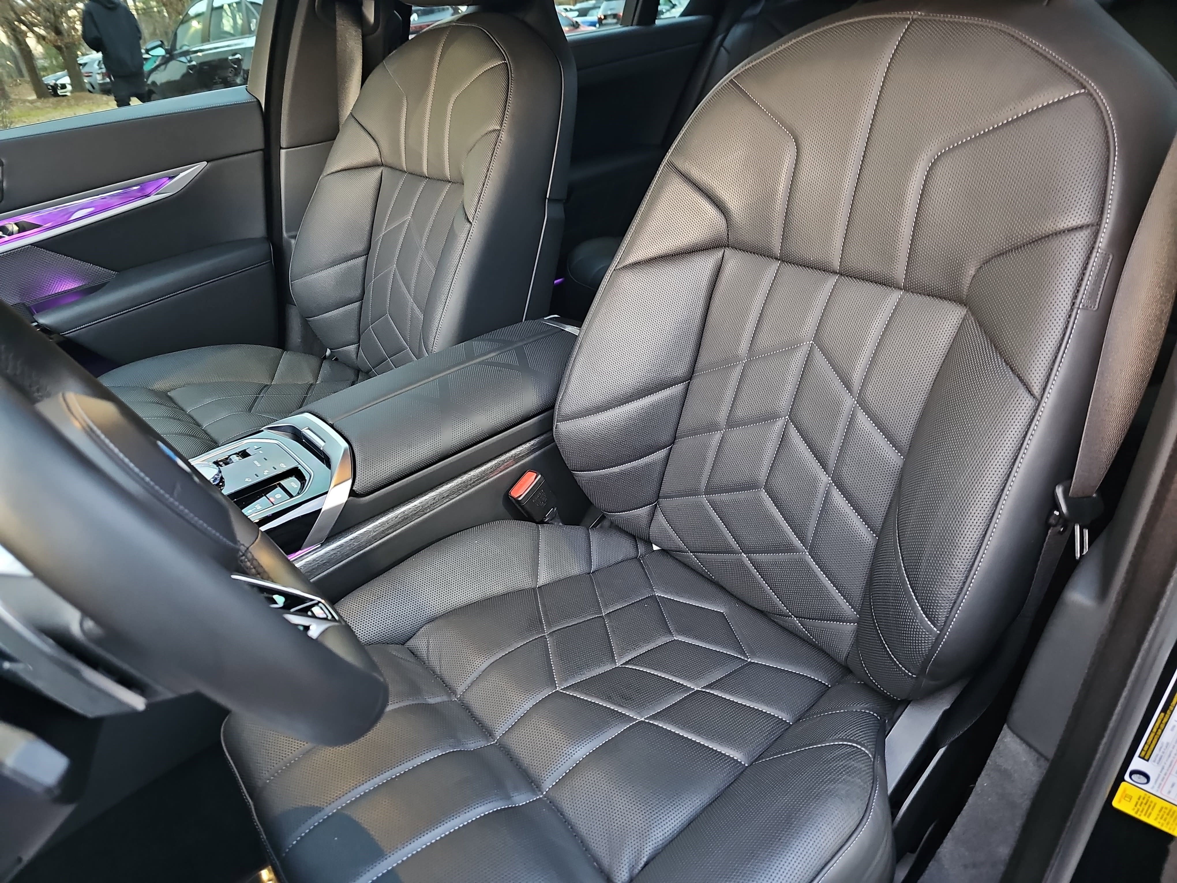 2023 BMW 7 Series 740i