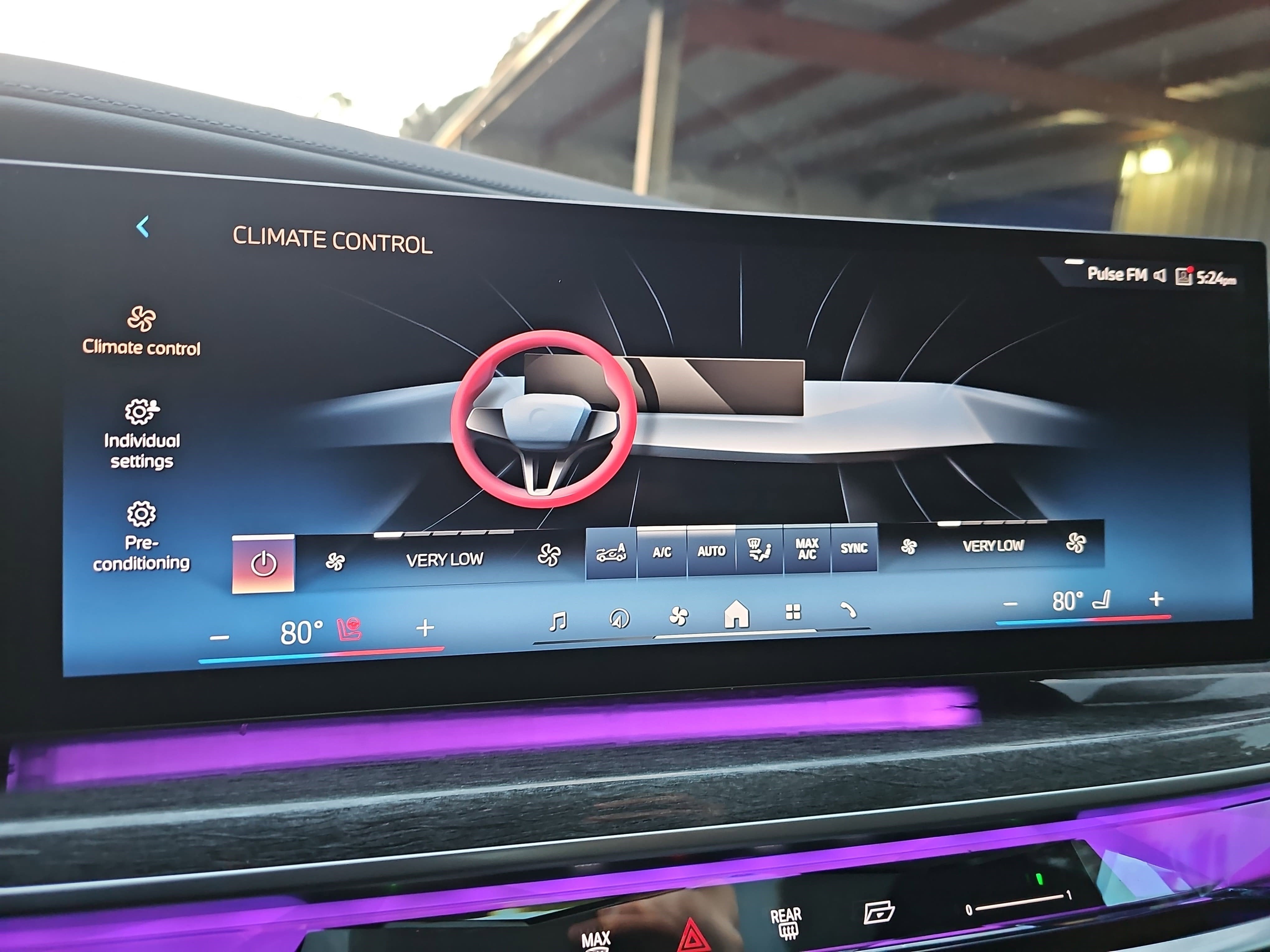 2023 BMW 7 Series 740i