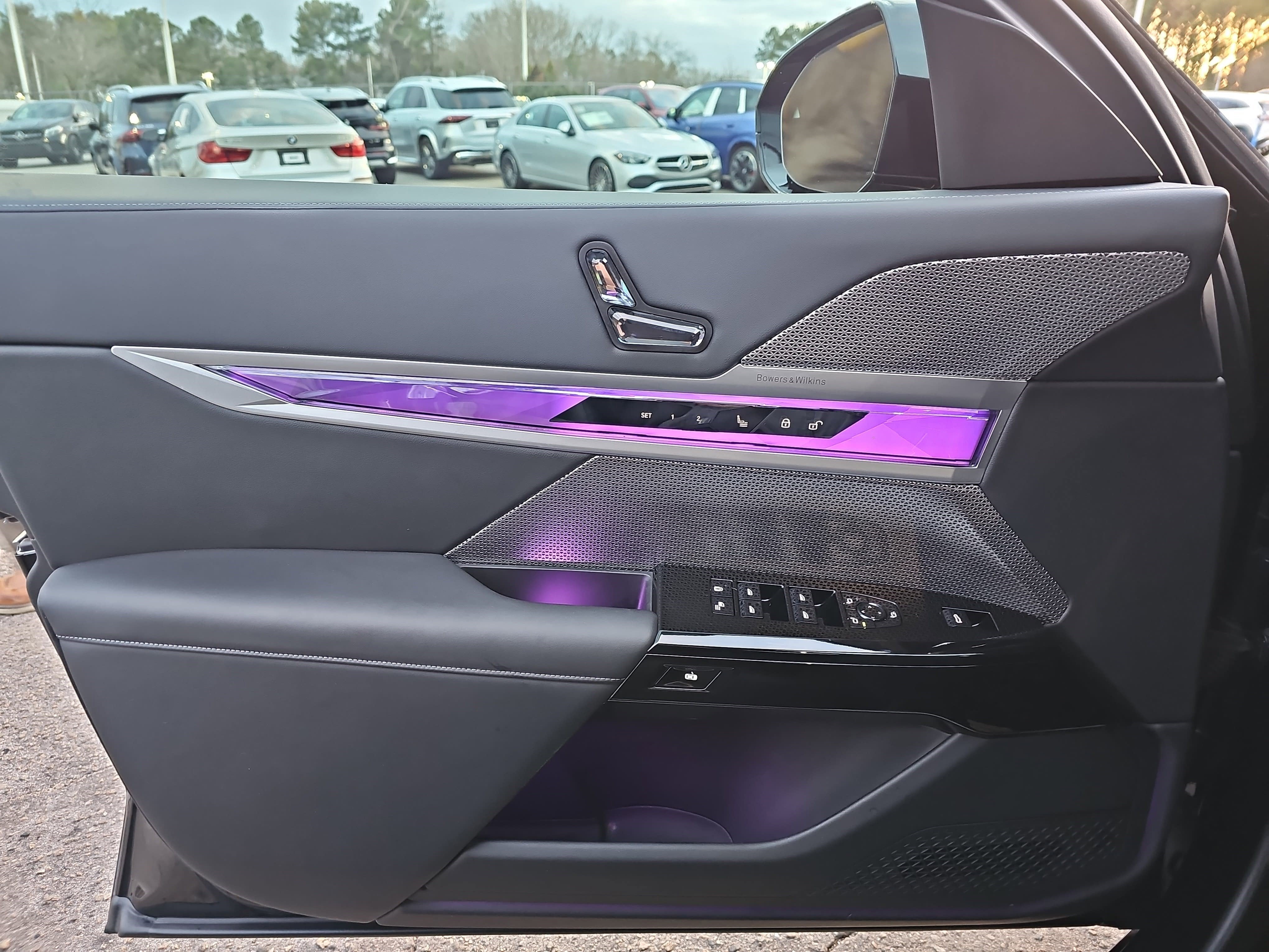 2023 BMW 7 Series 740i