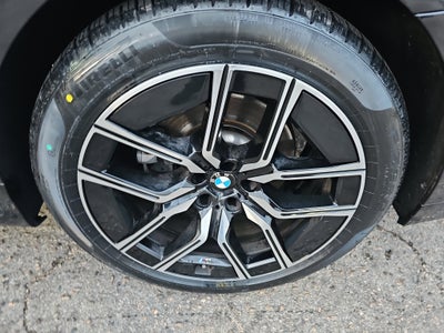 2023 BMW 7 Series 740i