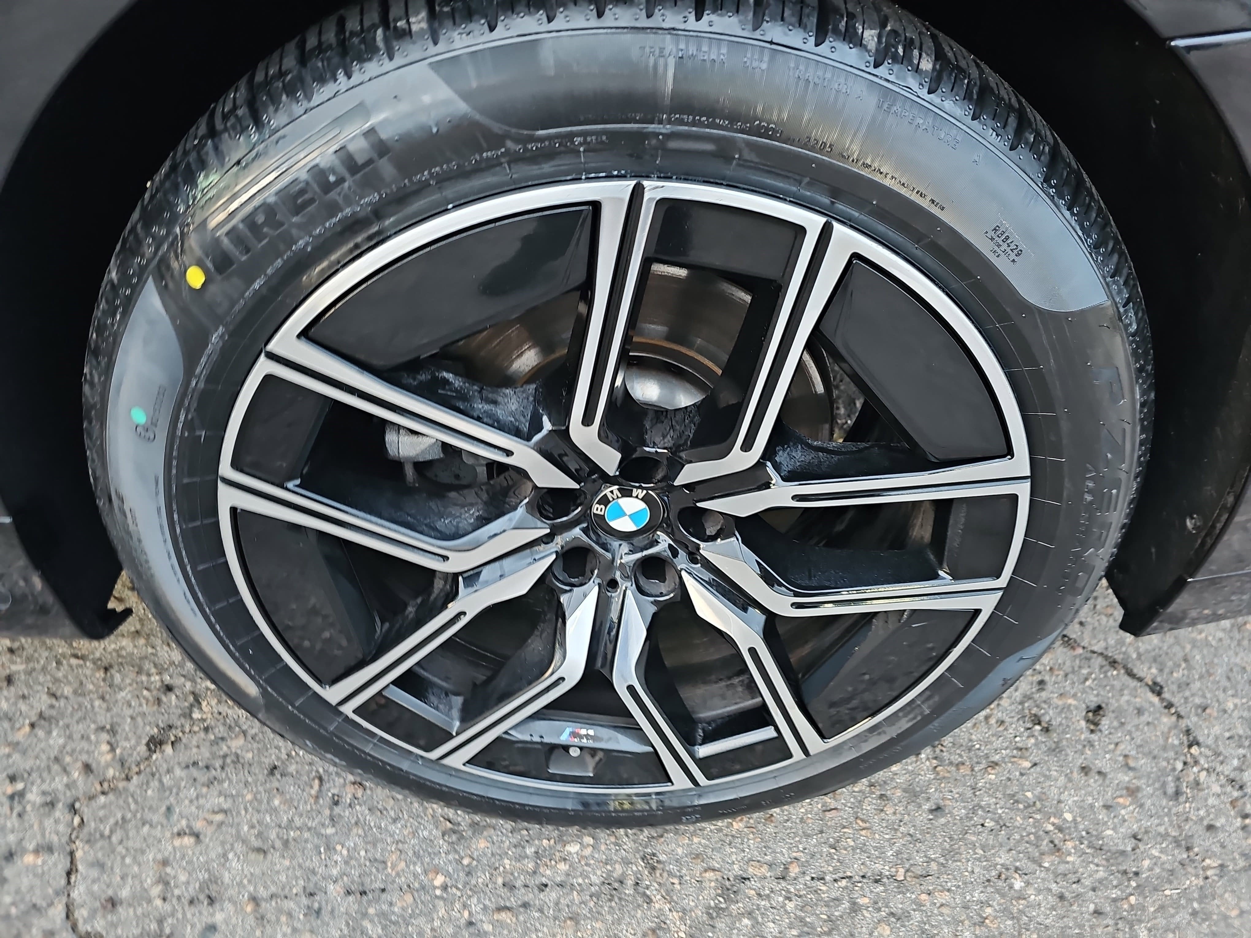 2023 BMW 7 Series 740i