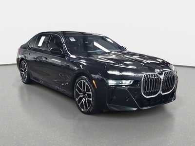 2023 BMW 7 Series 740i