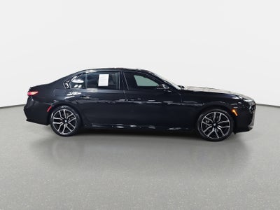 2023 BMW 7 Series 740i