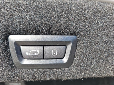 2025 BMW 7 Series 740i