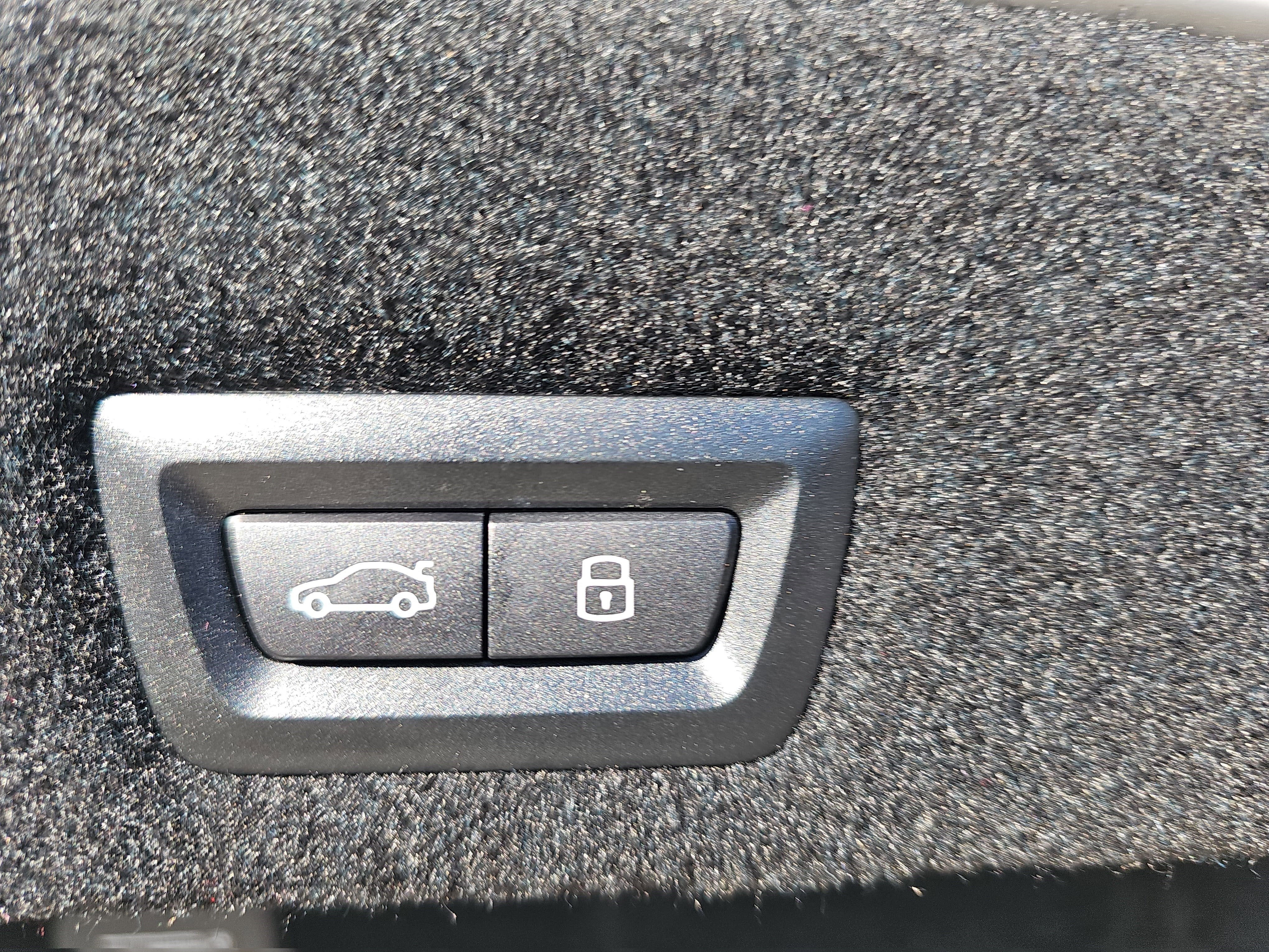 2025 BMW 7 Series 740i