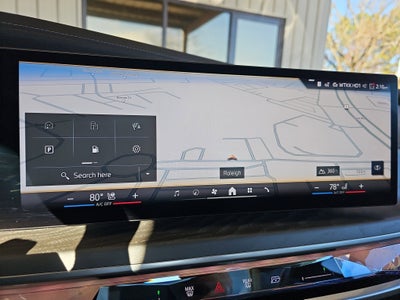 2025 BMW 7 Series 740i