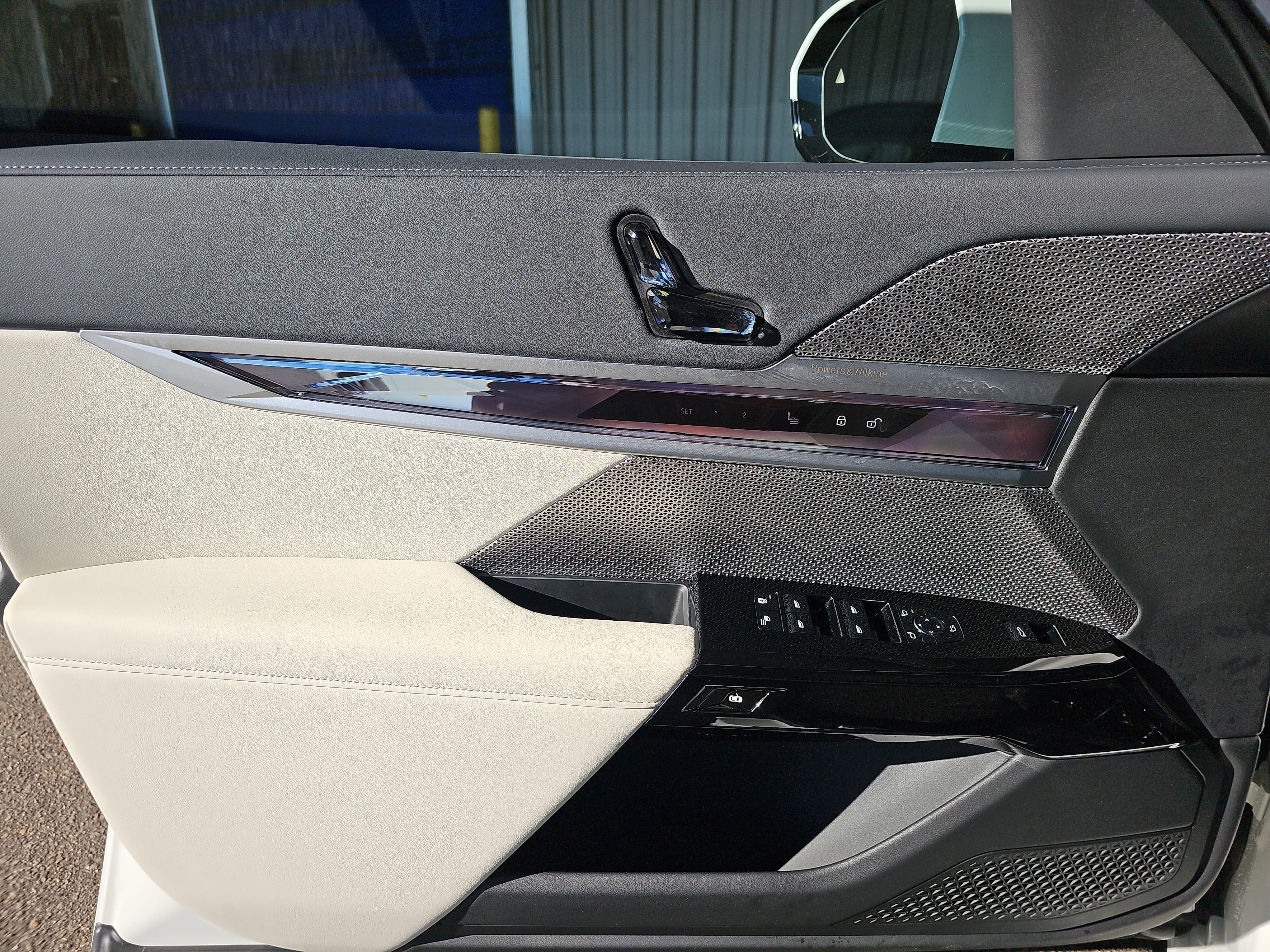 2025 BMW 7 Series 740i