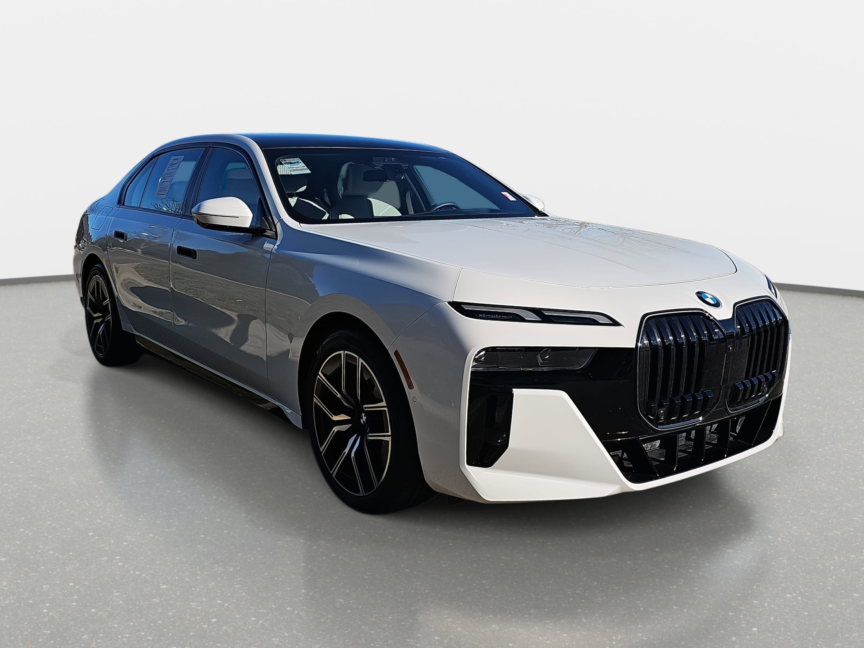 2025 BMW 7 Series 740i