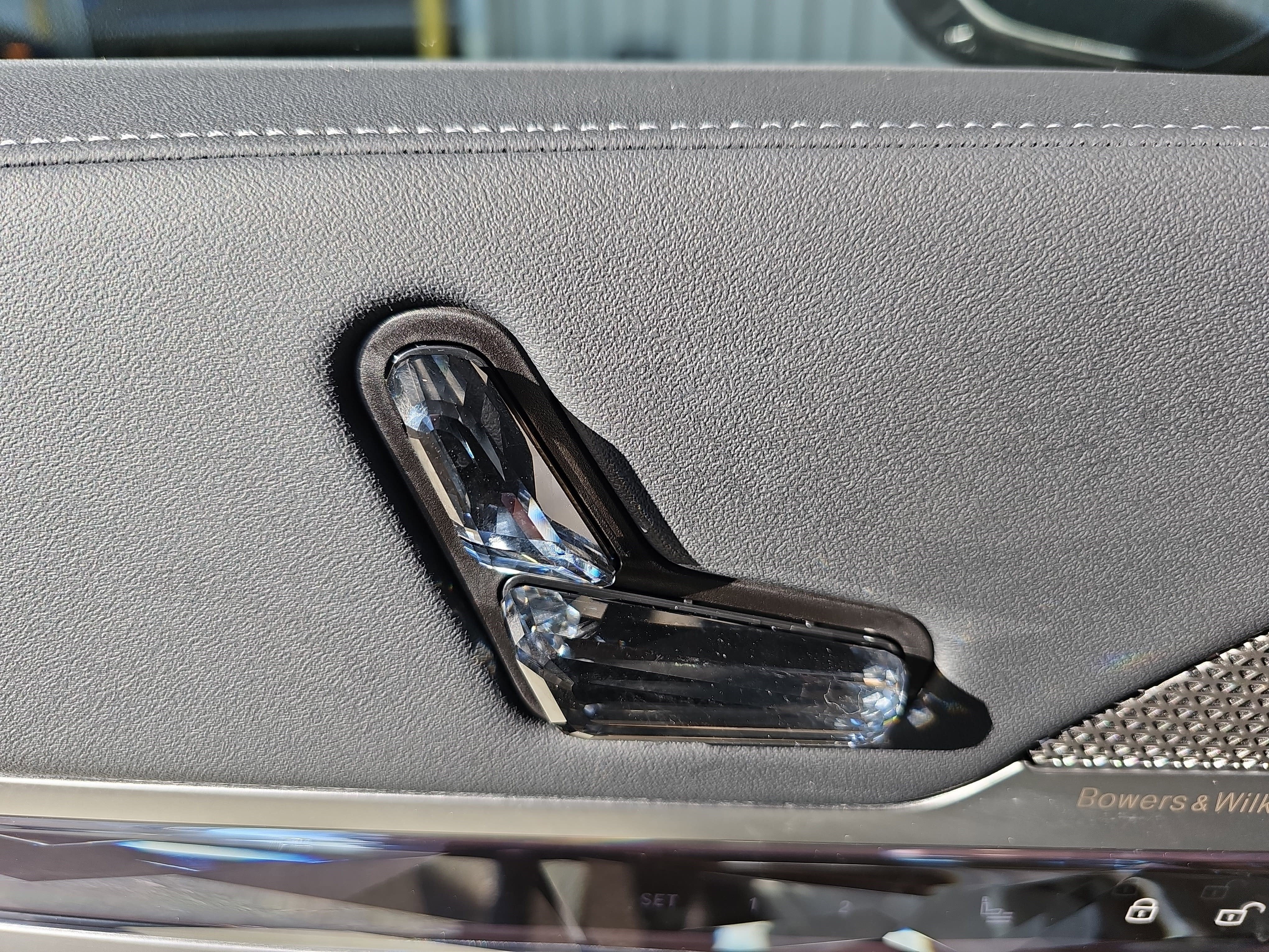 2025 BMW 7 Series 740i