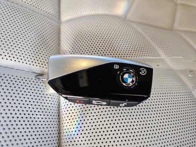 2025 BMW 7 Series 740i