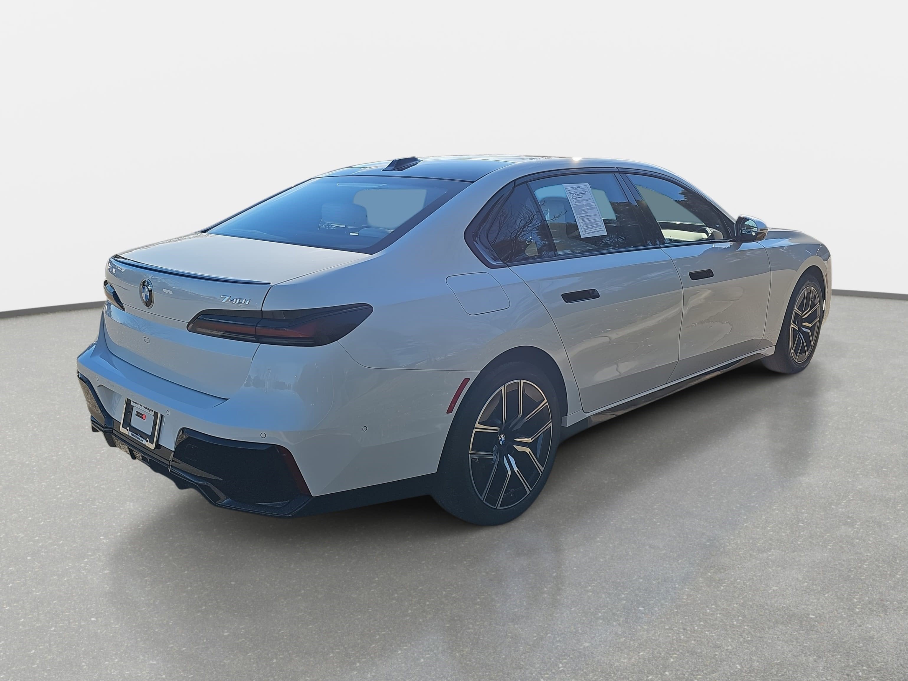 2025 BMW 7 Series 740i