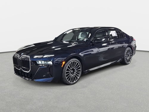 2025 BMW 7 Series 740i