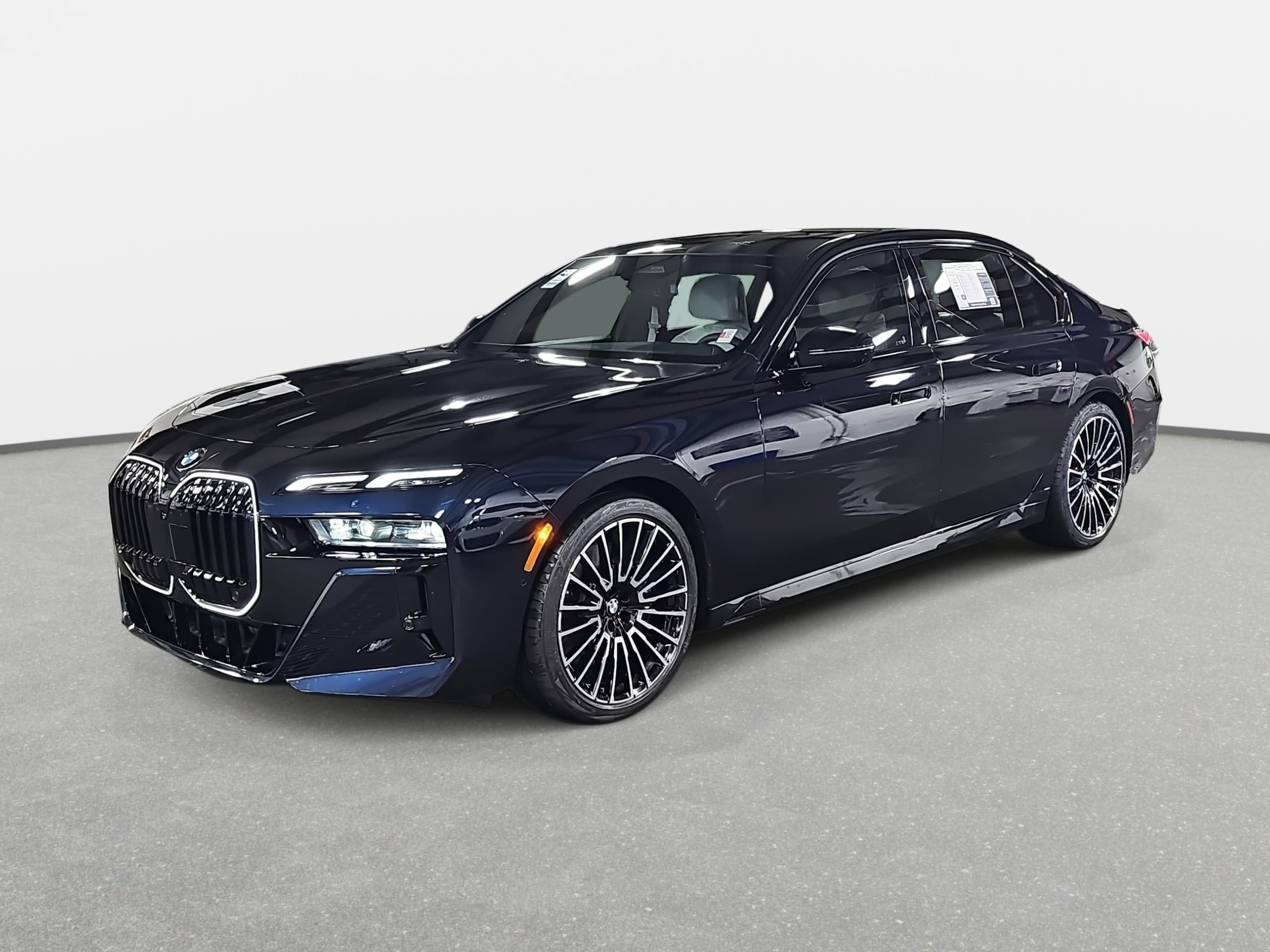 2025 BMW 7 Series 740i