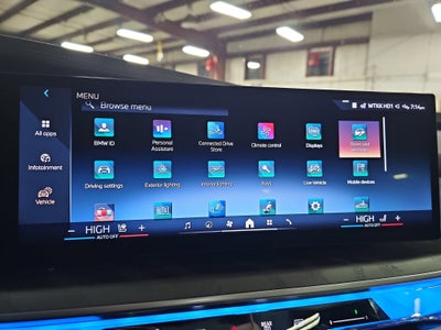 2025 BMW 7 Series 740i