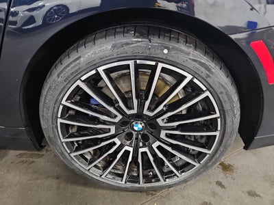 2025 BMW 7 Series 740i