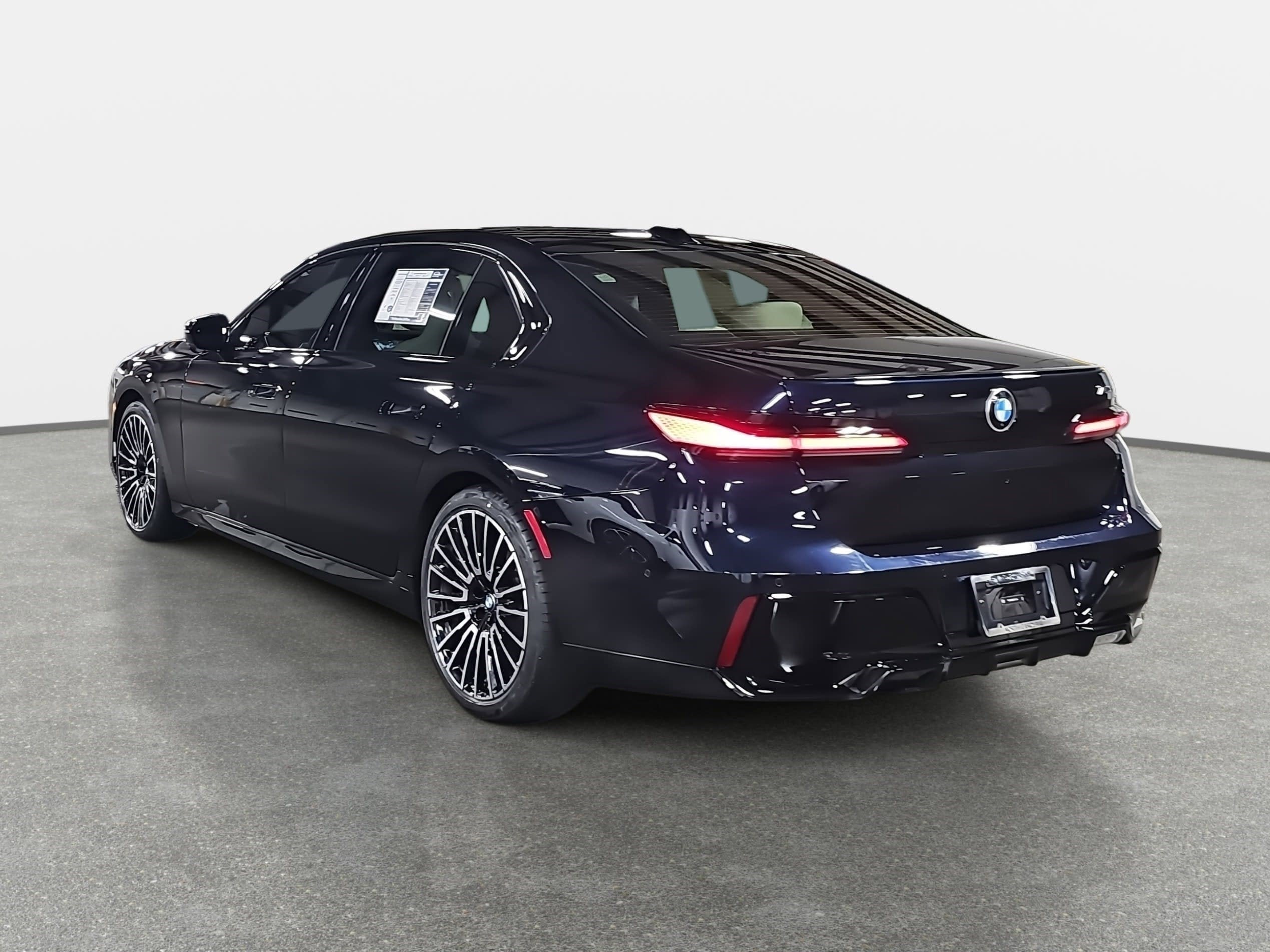 2025 BMW 7 Series 740i