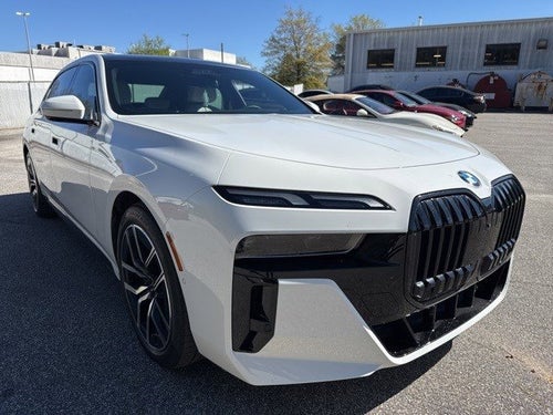 2023 BMW 7 Series 740i