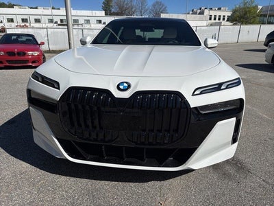 2023 BMW 7 Series 740i